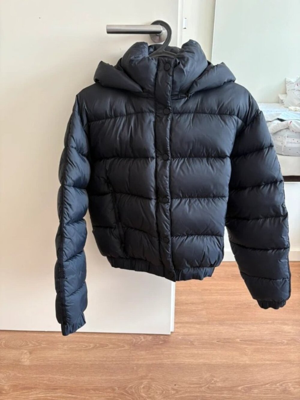 Alo Yoga Black Hooded Quilted Puffer Jacket XS